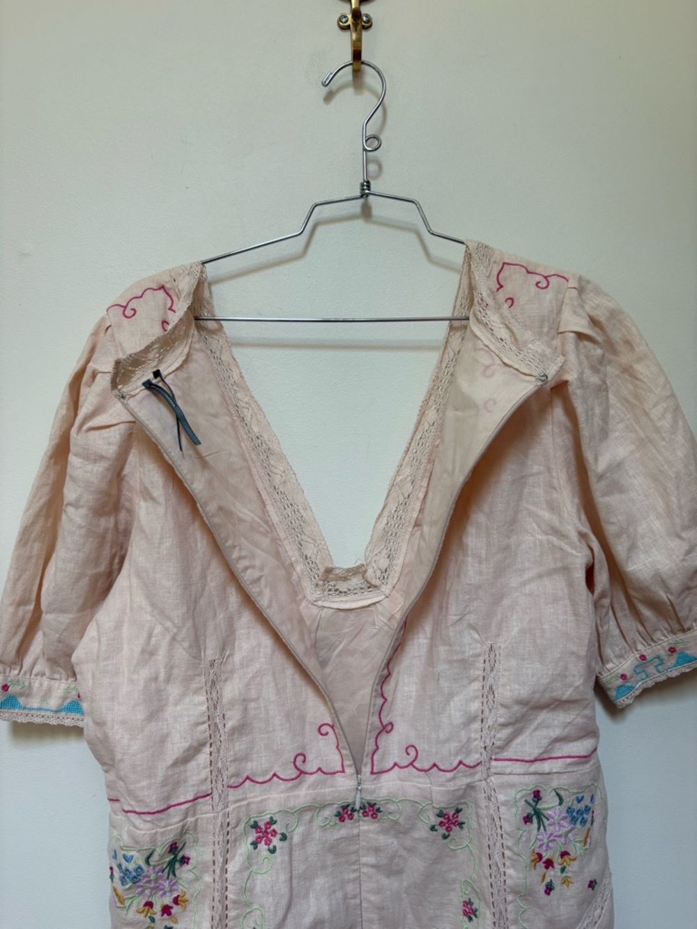 NWOT By Anthropologie Linen Blend Puff-Sleeve V-Neck Mini Dress Size 14 - Picture 13 of 16